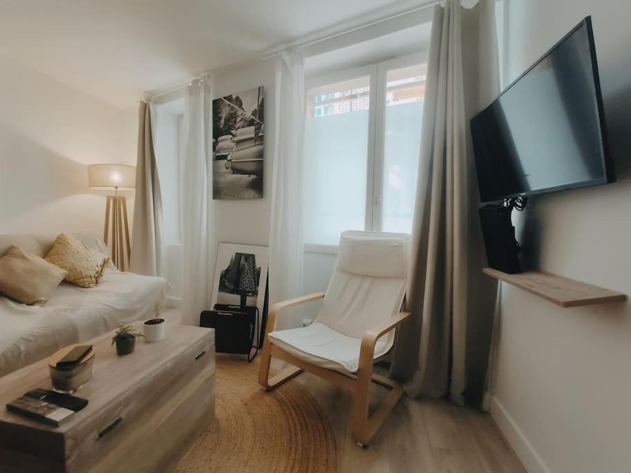 Cosy Appartement 4P Proche 12Eme/Vincennes Charenton-le-Pont Esterno foto